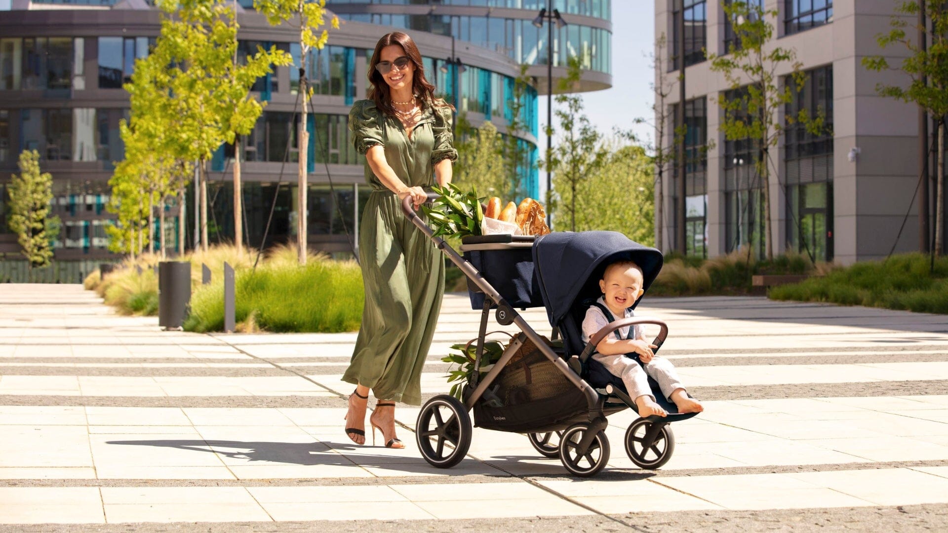 Stroller Commparison Cybex Gazelle S 2 vs. Cybex e-Gazelle S Stroller Comparison – Strolleria