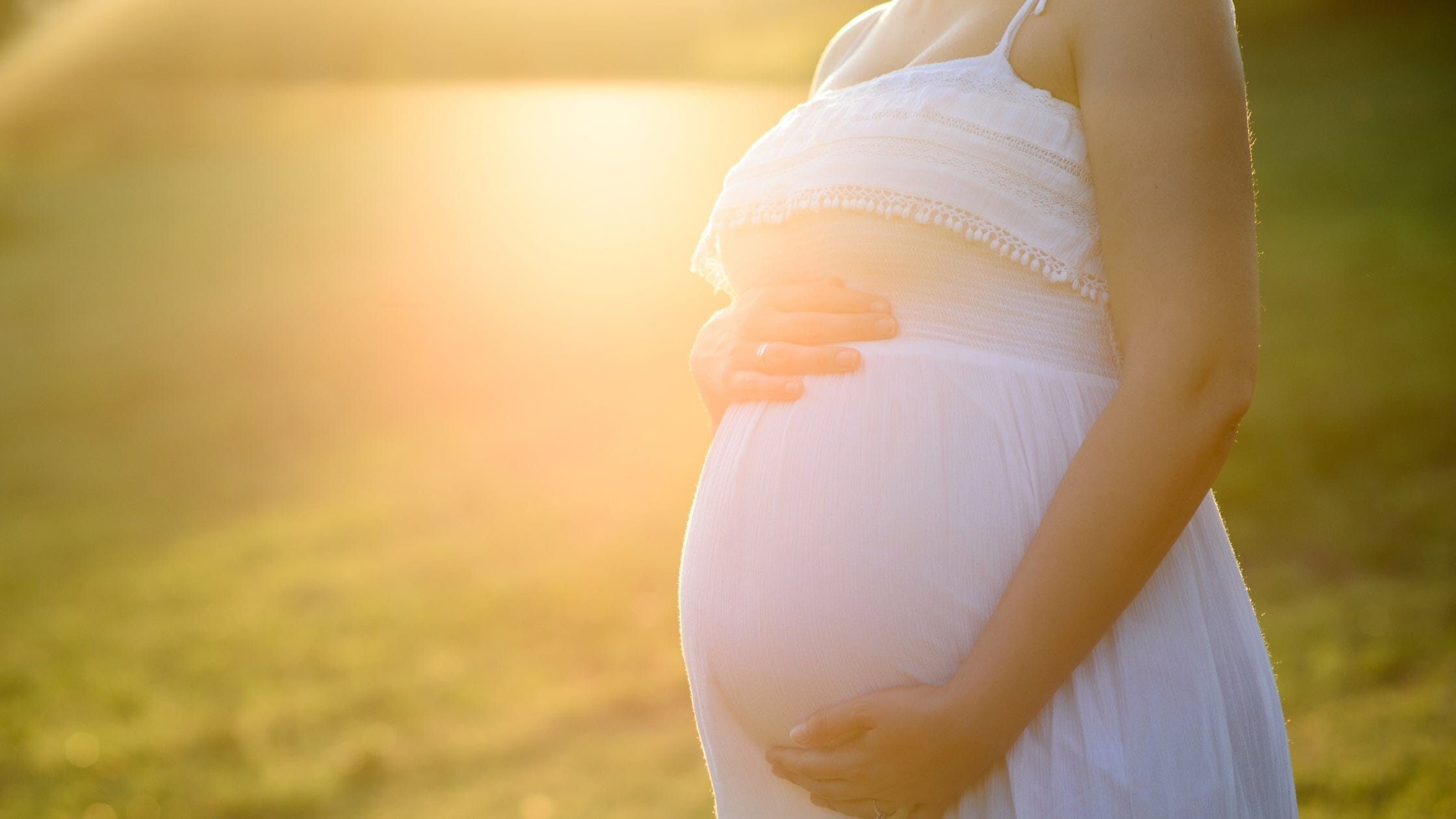 Pregnant in July? Here’s How to Survive Summer Without Losing Your Cool