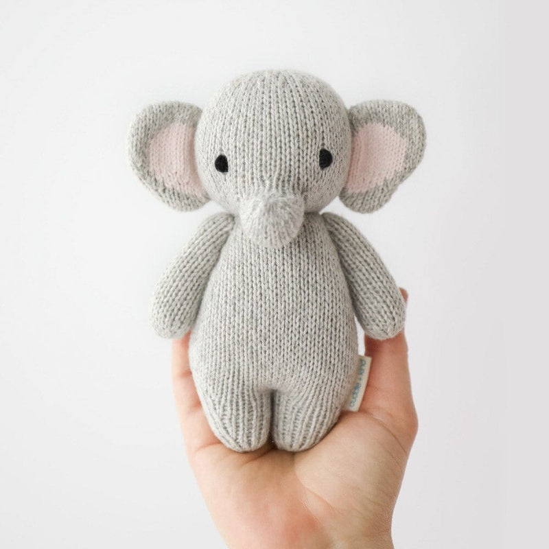 cuddle + kind - Baby Elephant