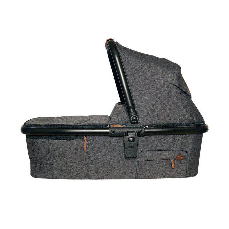 Venice Child Ventura Stand-Alone Bassinet