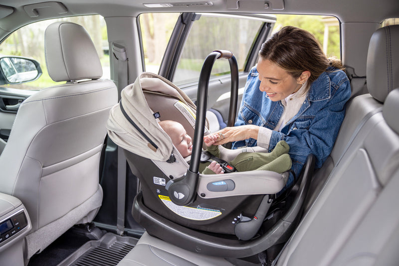 Joie Baby Base AR In Black