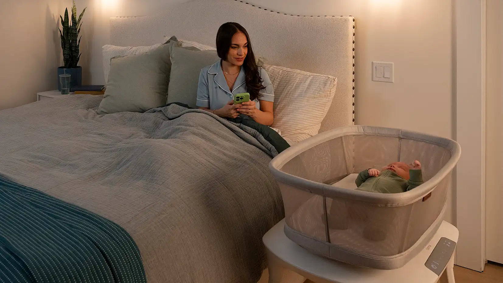 UPPAbaby Soma Smart Bassinet - Charlie- Strolleria