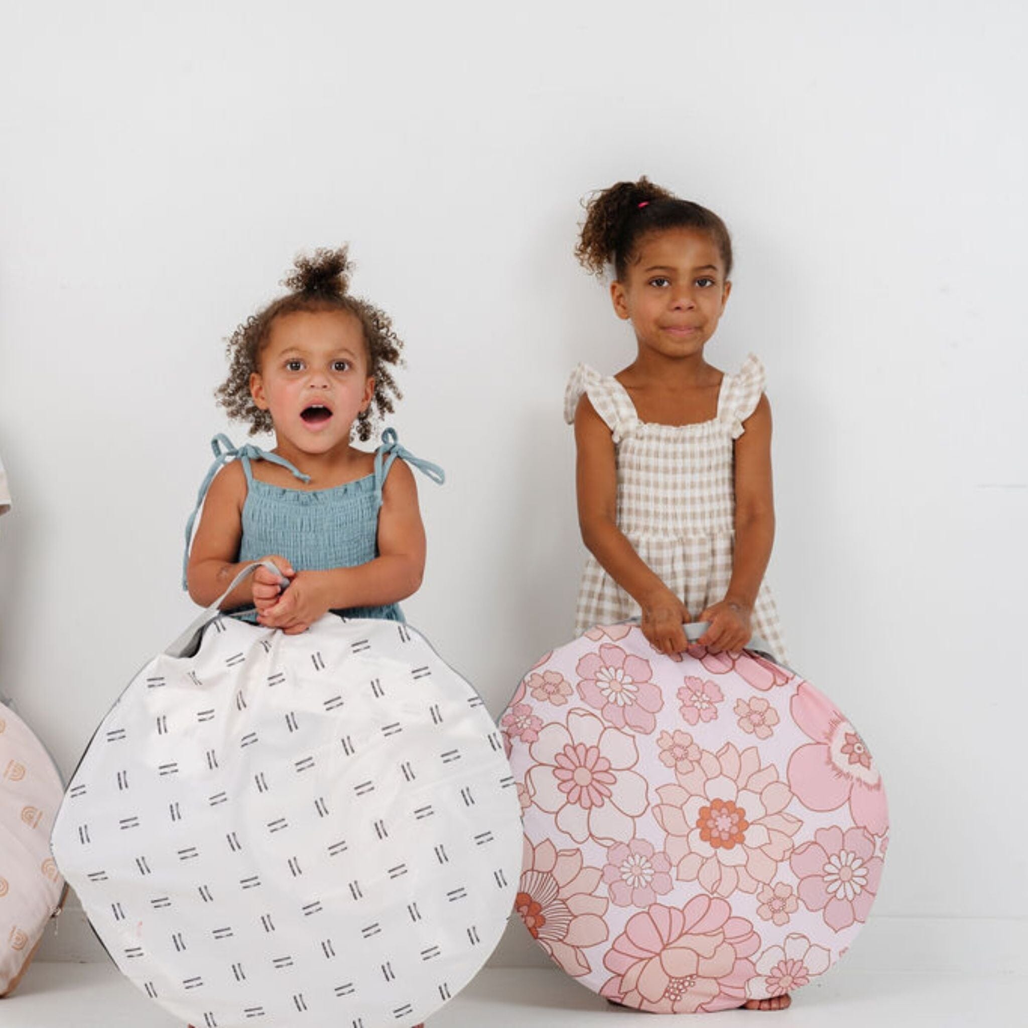 Toki Kids Blooms Play Tent- Strolleria