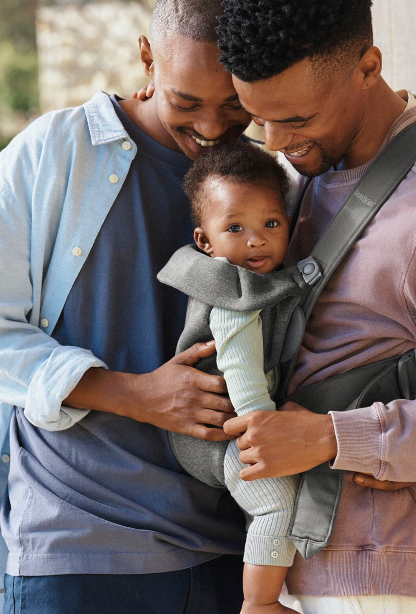 BabyBjörn Baby Carrier Mini- Strolleria