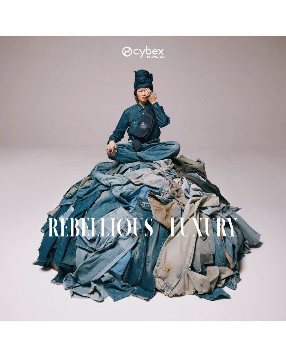 CYBEX MIOS 3 Lux Carry Cot - Rebellious Luxury Denim Blue- Strolleria