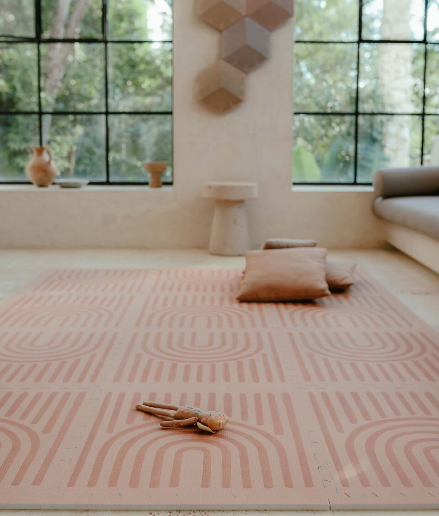 Toddlekind USA Haven Playmat in Linear - Camel- Strolleria