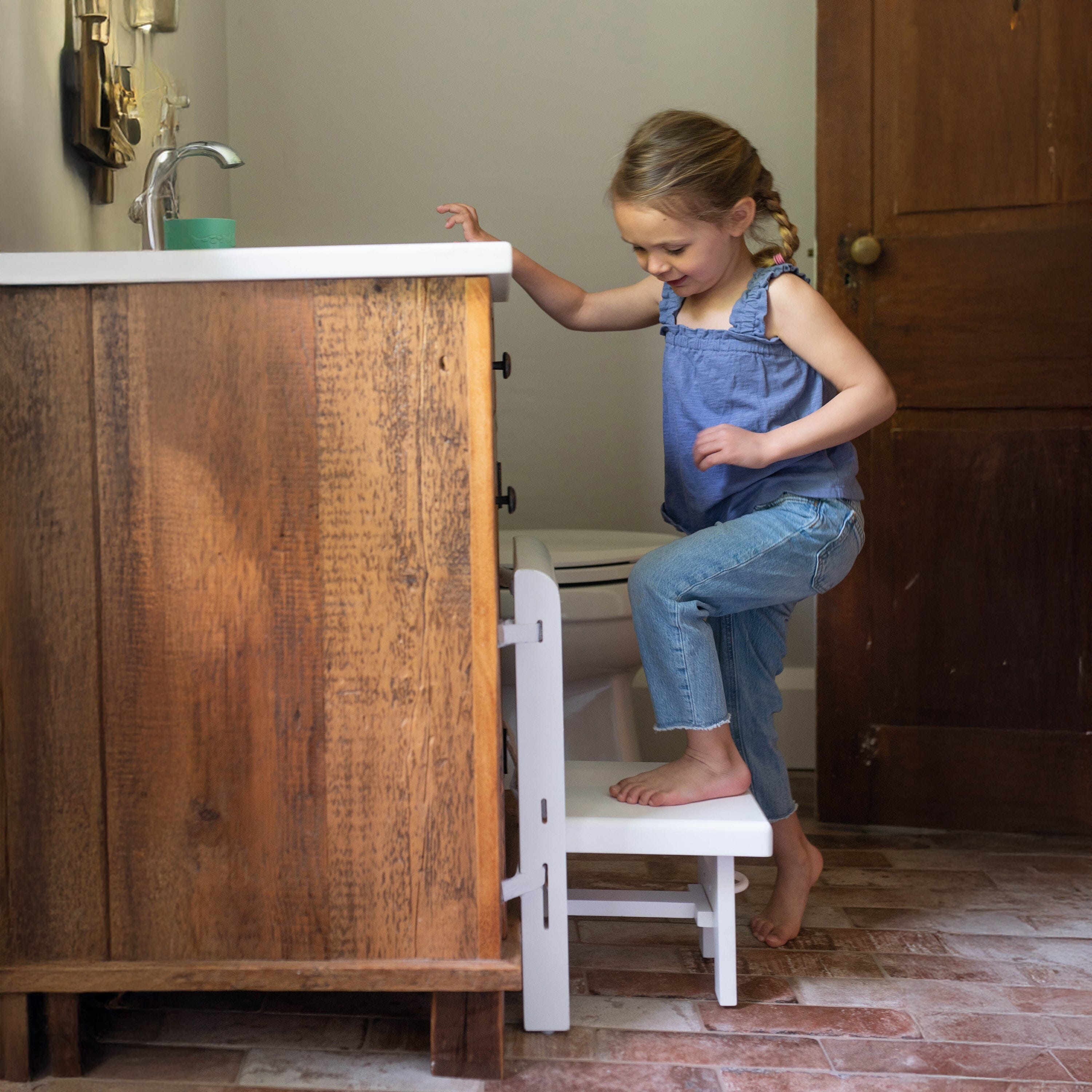 Busy Kids Fold 'N Store Step Stool- Strolleria