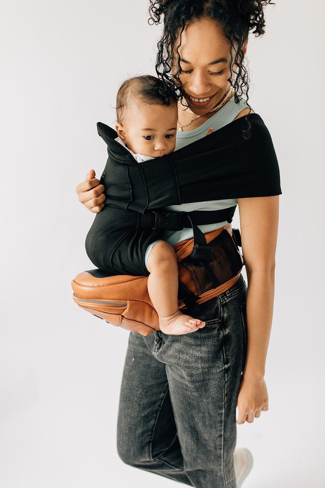Tushbaby Hipseat Carrier- Strolleria