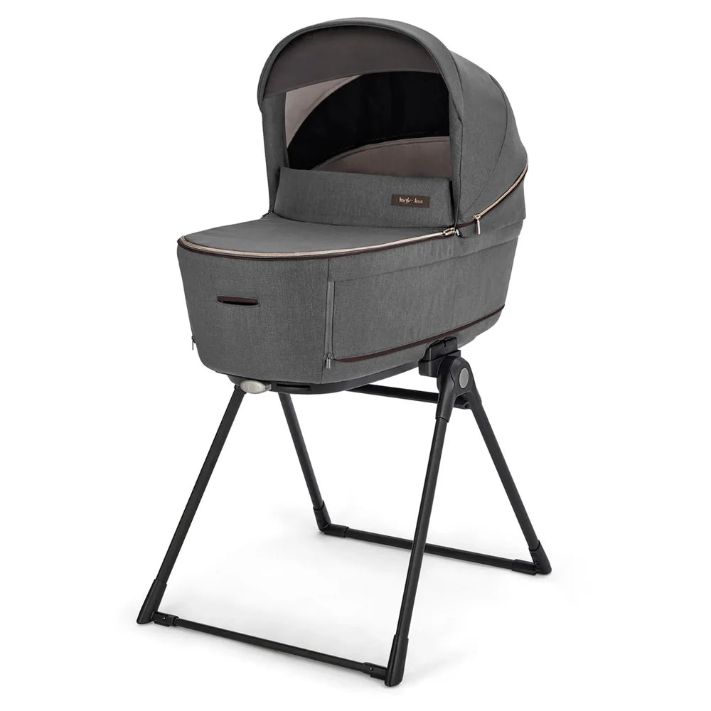 Inglesina Aptica Stroller & Bassinet + Stand- Strolleria