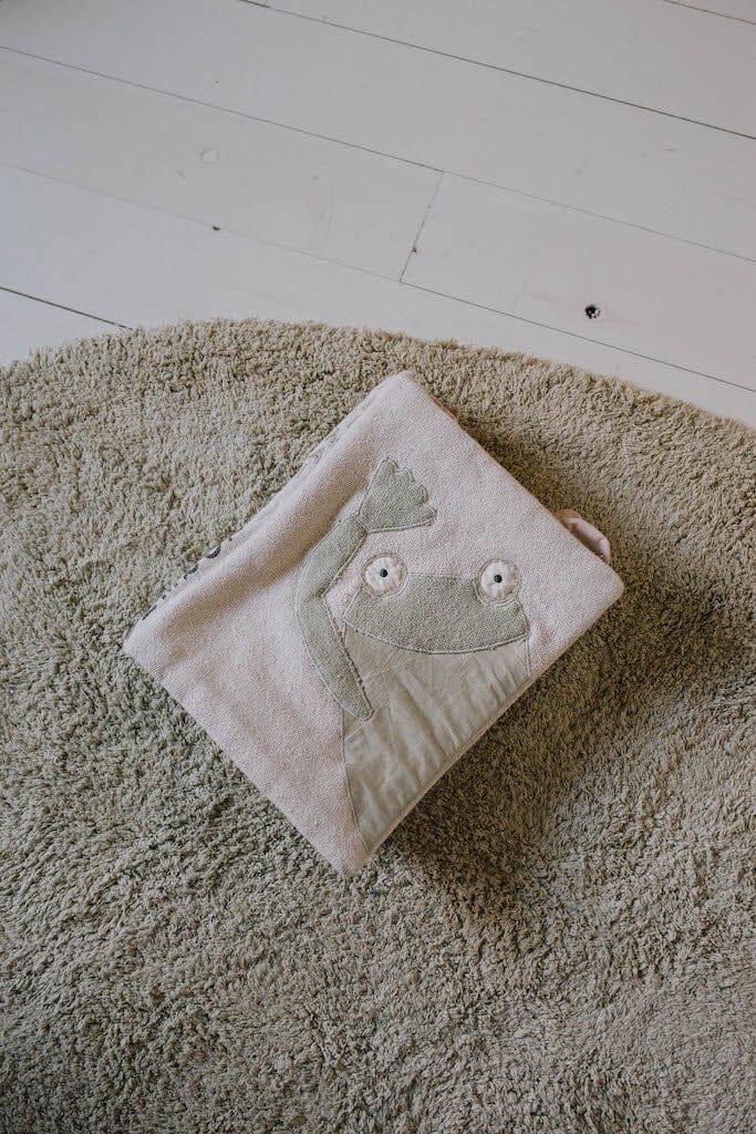 Lorena Canals Book - Animals- Strolleria