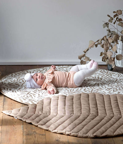 Toddlekind USA Snuggle Mat In Leaves - Tan