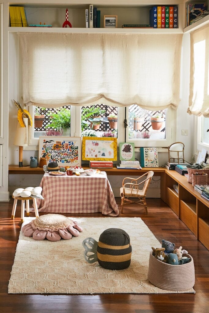 Lorena Canals Planet Bee - Washable Rug Sweet Honey- Strolleria
