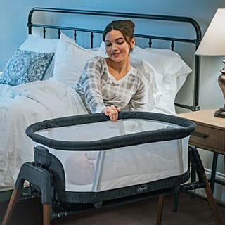 Chicco LullaGlide 3-in-1 Bassinet - Luna