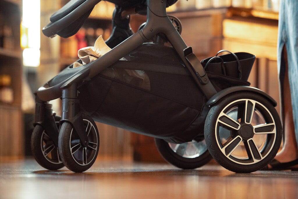 Nuna Demi Next and PIPA RX Travel System Baby Carriage