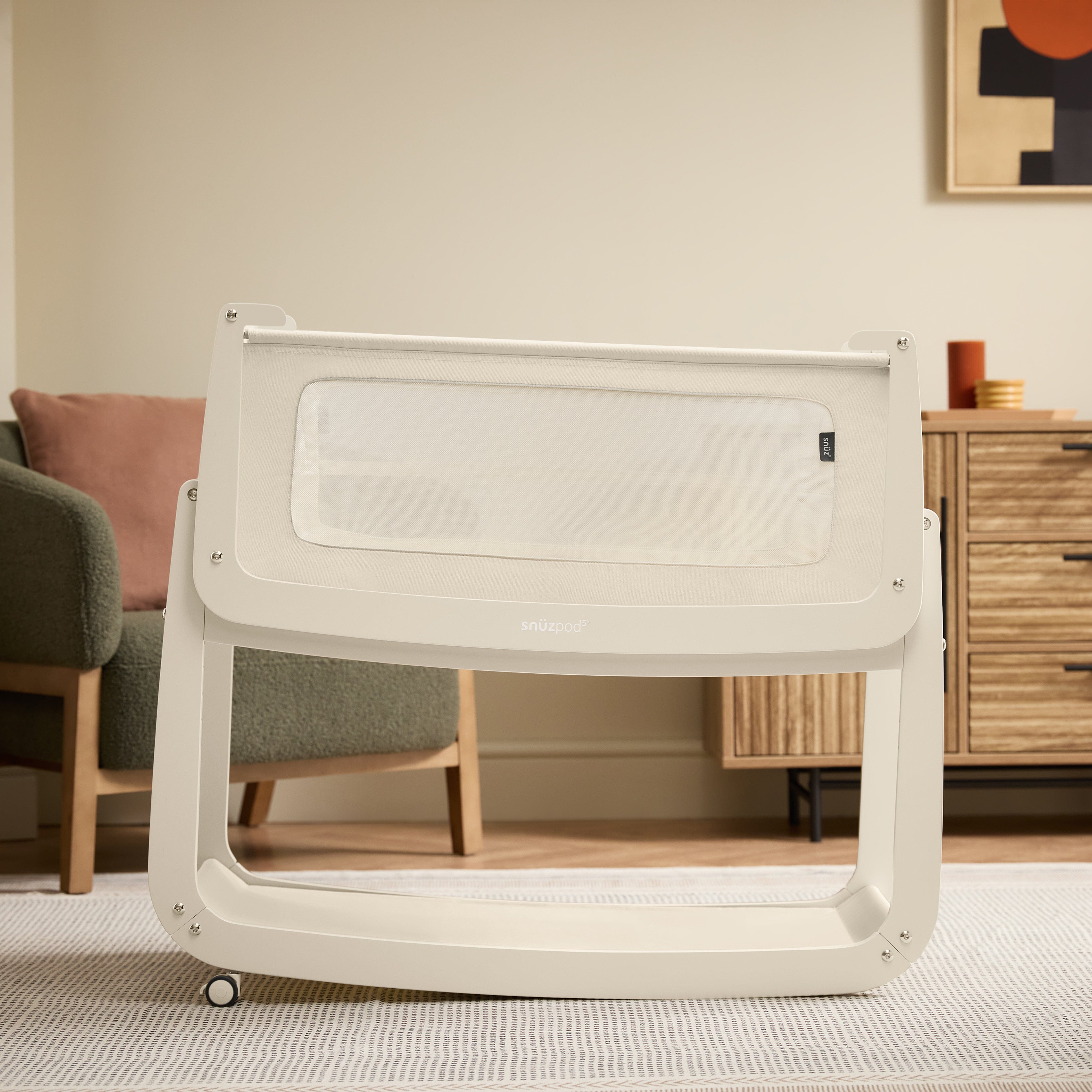 Snuz SnuzPod5 Bedside Bassinet - Cashmere- Strolleria
