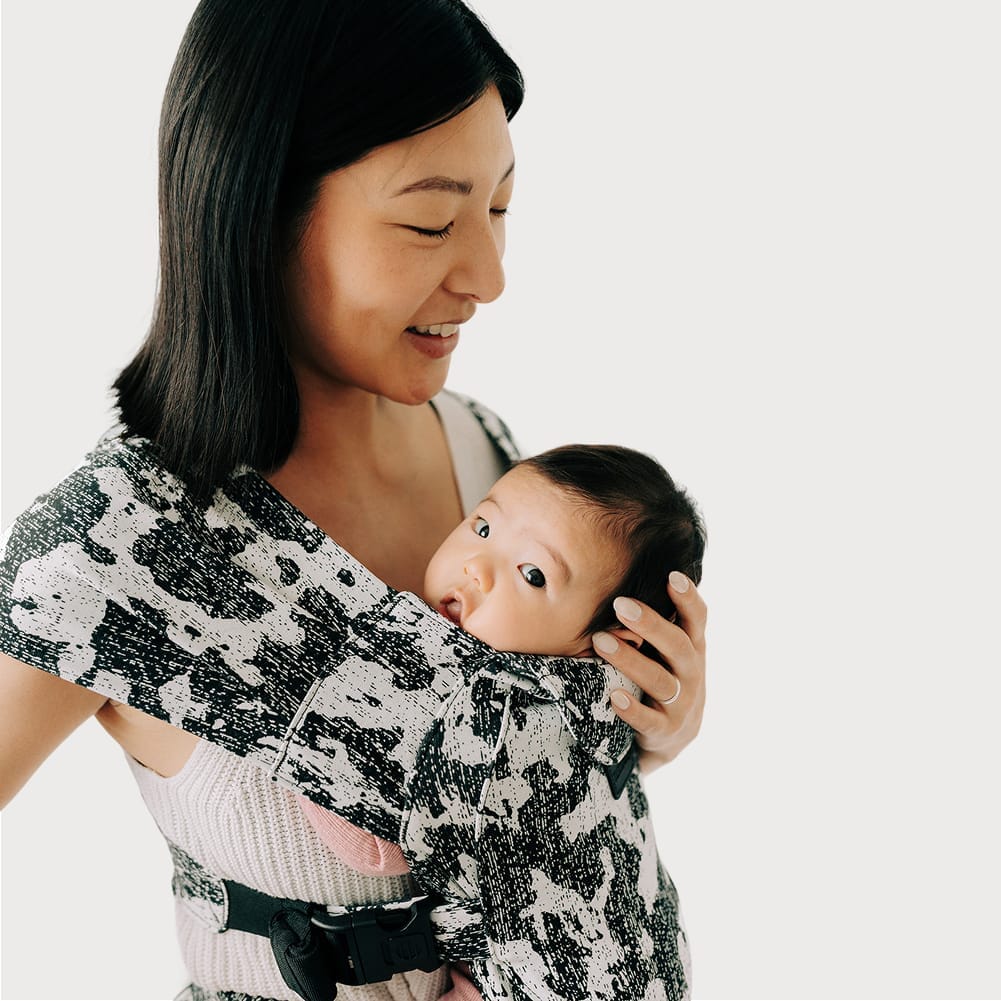 Tushbaby The Pearl Wrap Carrier- Strolleria
