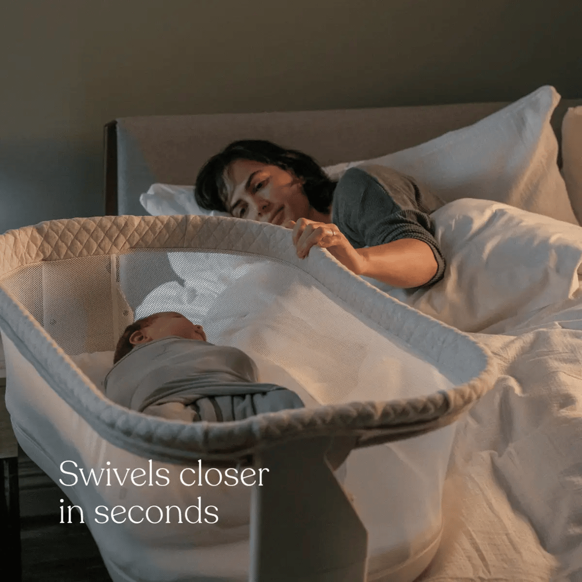 Halo BassiNest Swivel Sleeper 4.0 Air with Dreamweave Breathable Pad- Strolleria