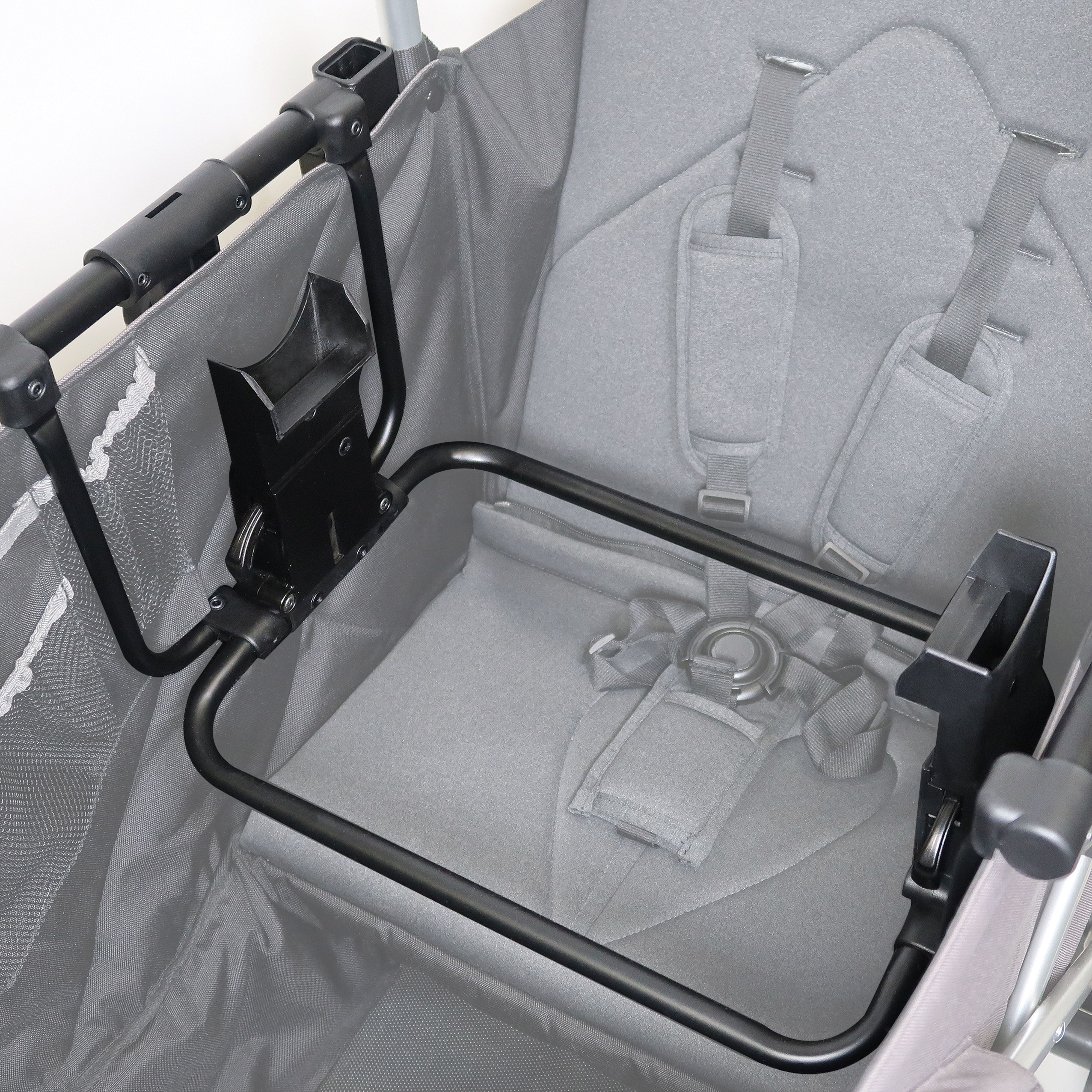 Larktale Car Seat Adapter - caravan - Britax- Strolleria