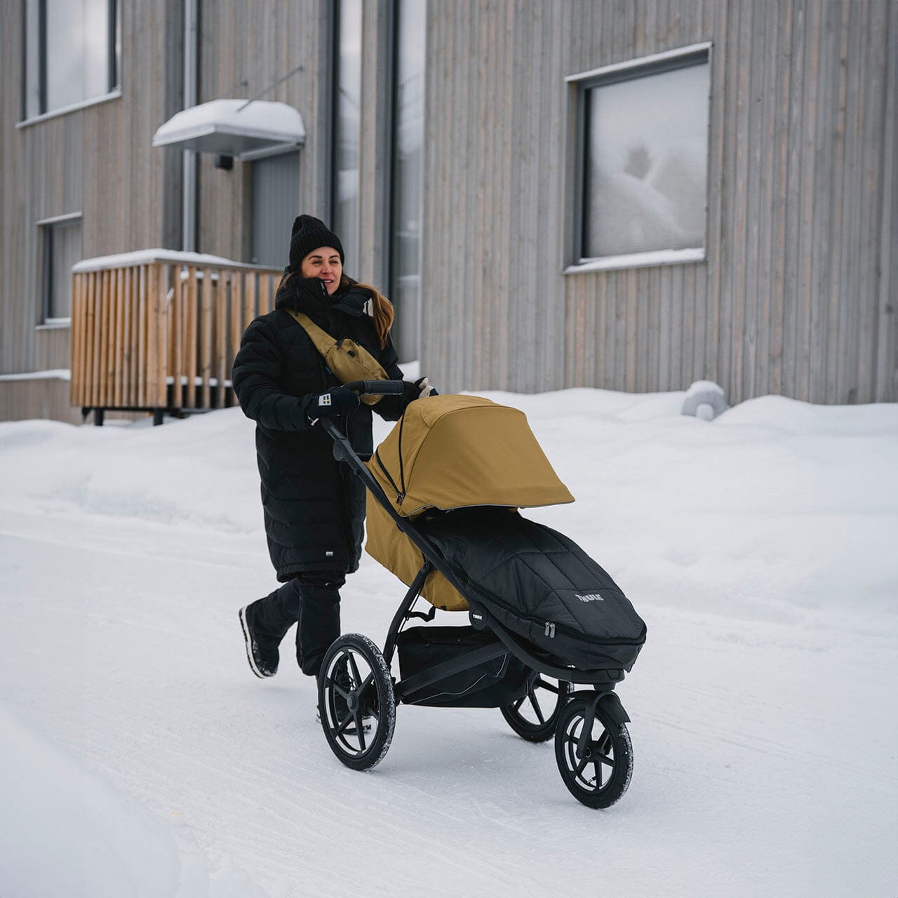 Thule Footmuff Sport - Black- Strolleria