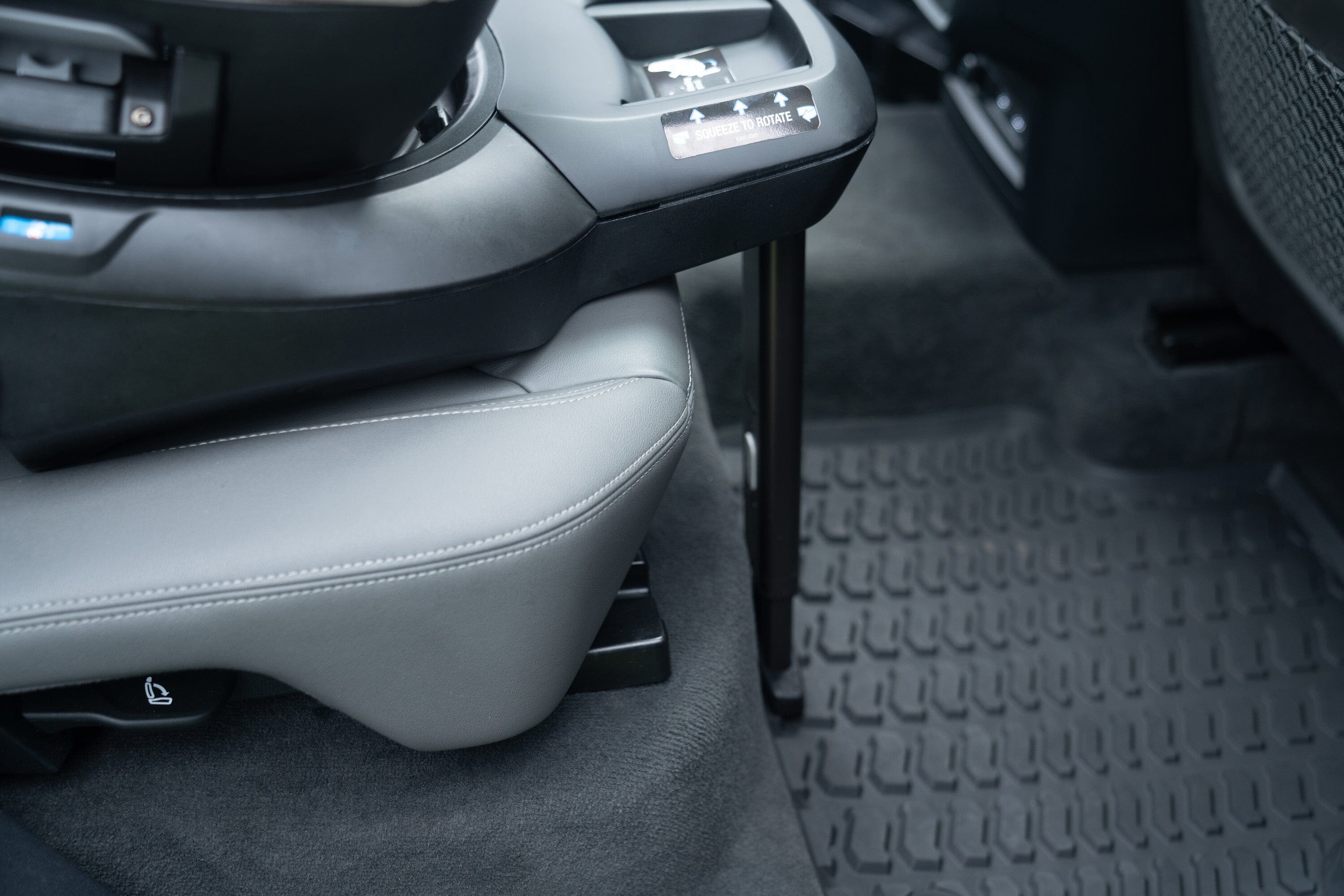 Maxi Cosi Peri 180 Rotating Infant Car Seat Base- Strolleria