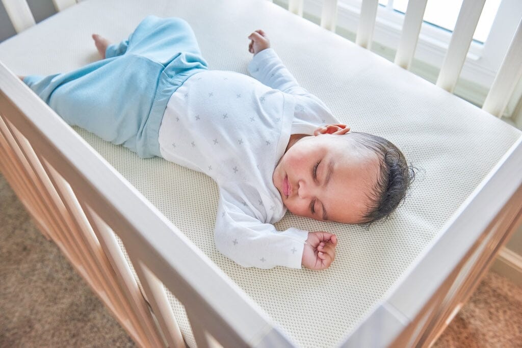 Naturepedic Breathable Organic Mini Crib Mattress- Strolleria
