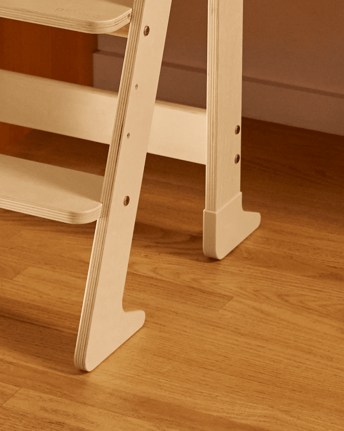 Piccalio Foldable Helper Tower Grip Slippers- Strolleria