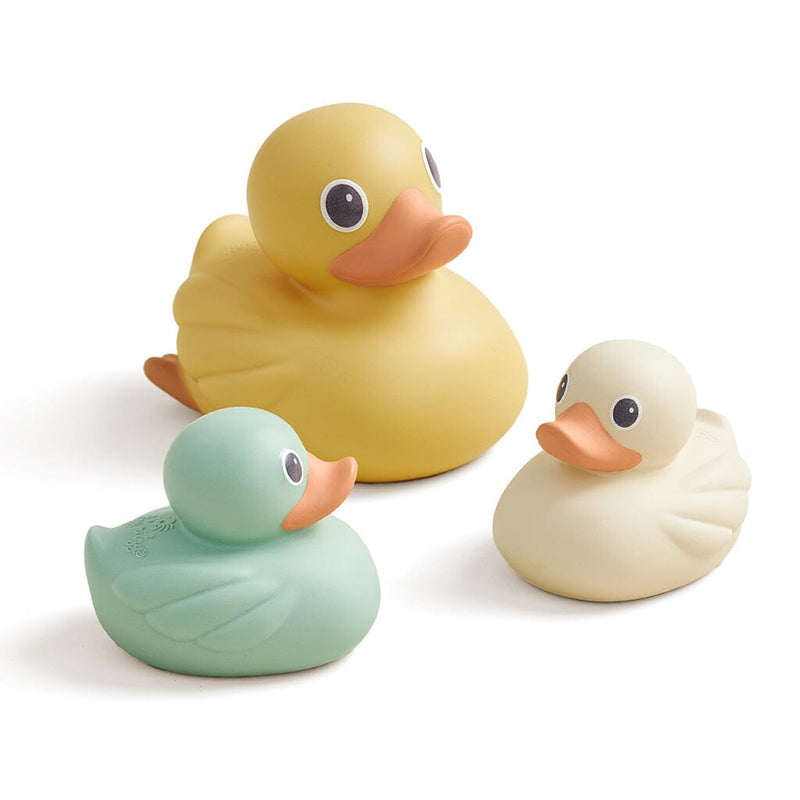 Itzy Ritzy Itzy Ducky Family Bath Toy