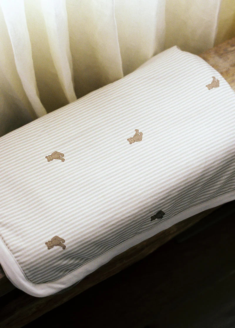 Oilo Cuddle Blanket- Strolleria