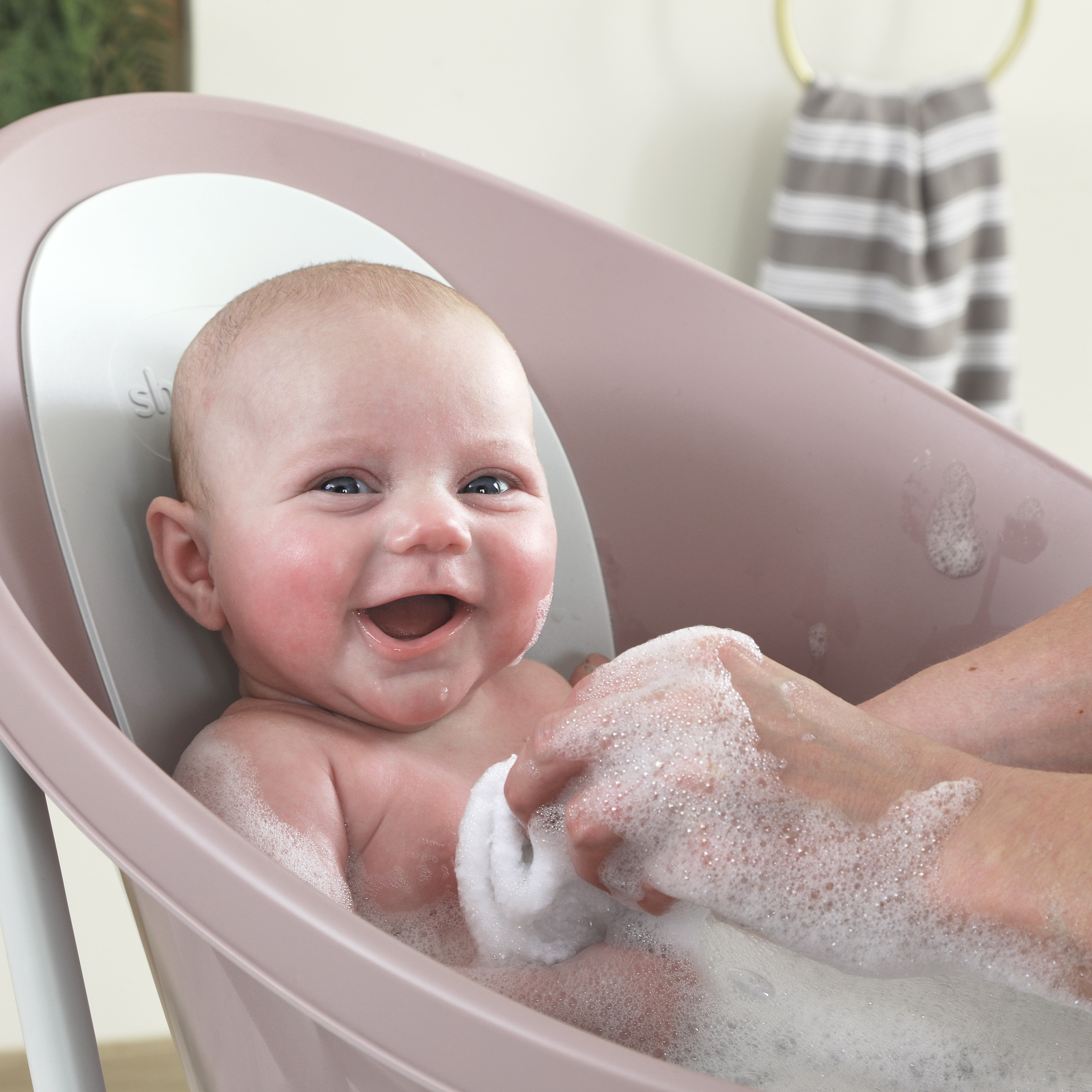 Shnuggle Bath & Change 6-Piece Bundle- Strolleria