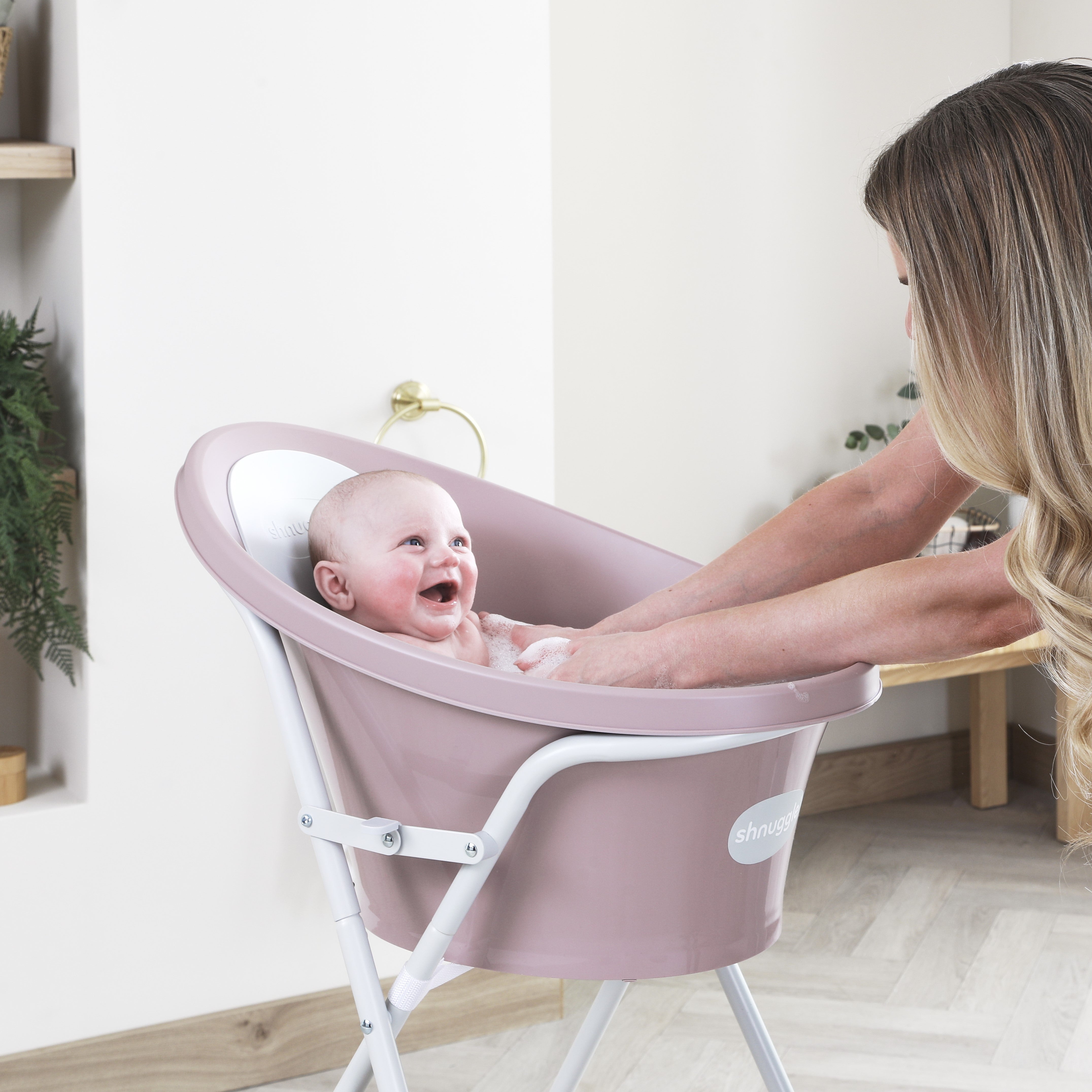 Shnuggle Bath & Change 6-Piece Bundle- Strolleria