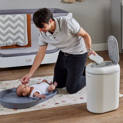 Shnuggle Nappy Bin in White/Grey
