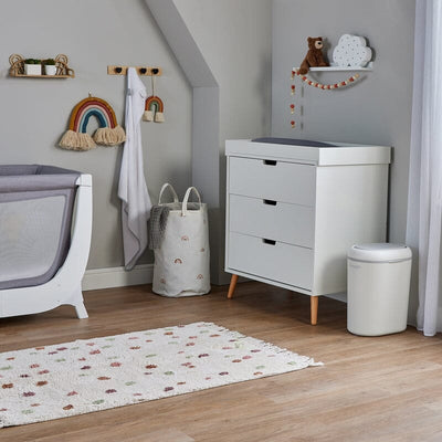 Shnuggle Nappy Bin in White/Grey