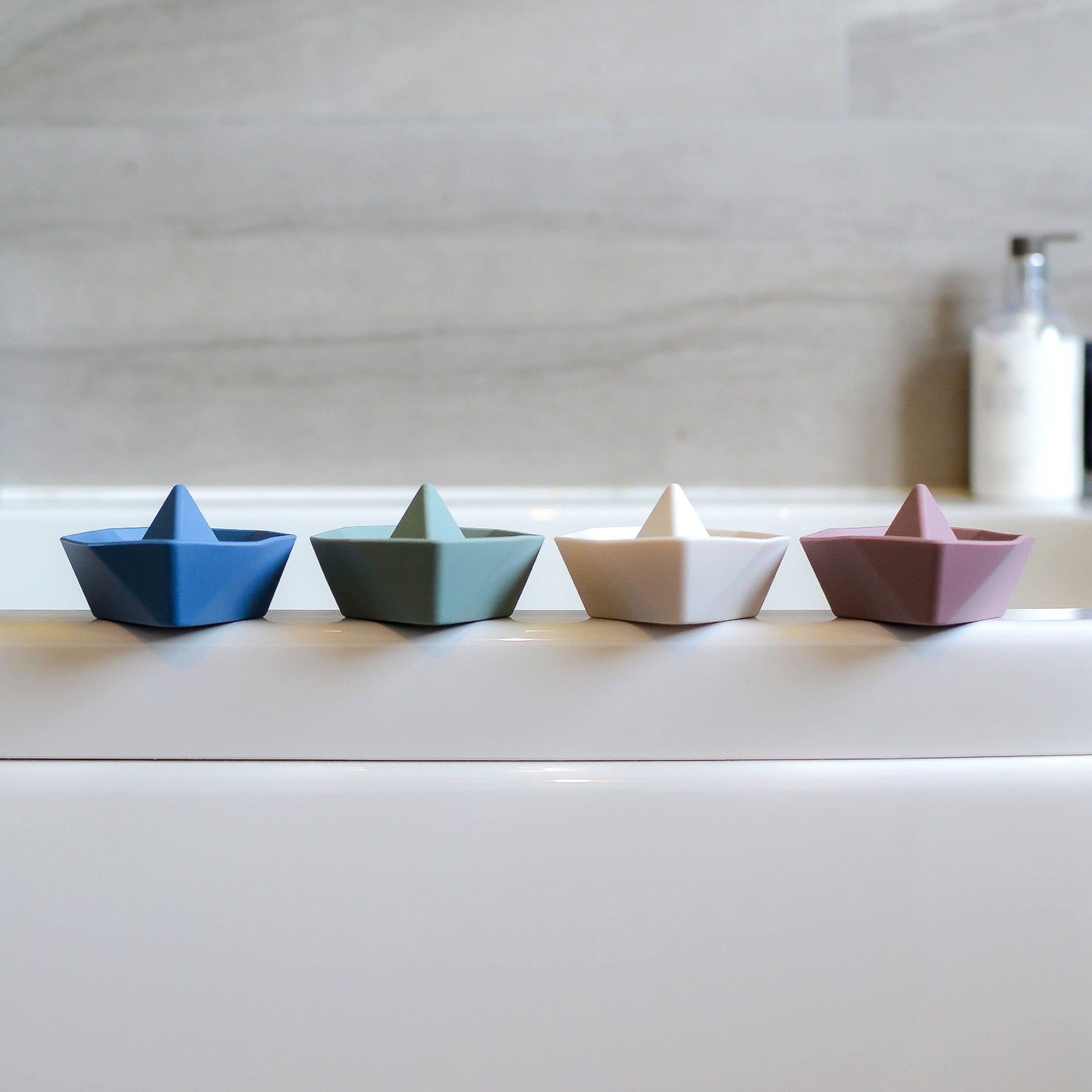 Shnuggle Stack and Sail Boats- Strolleria