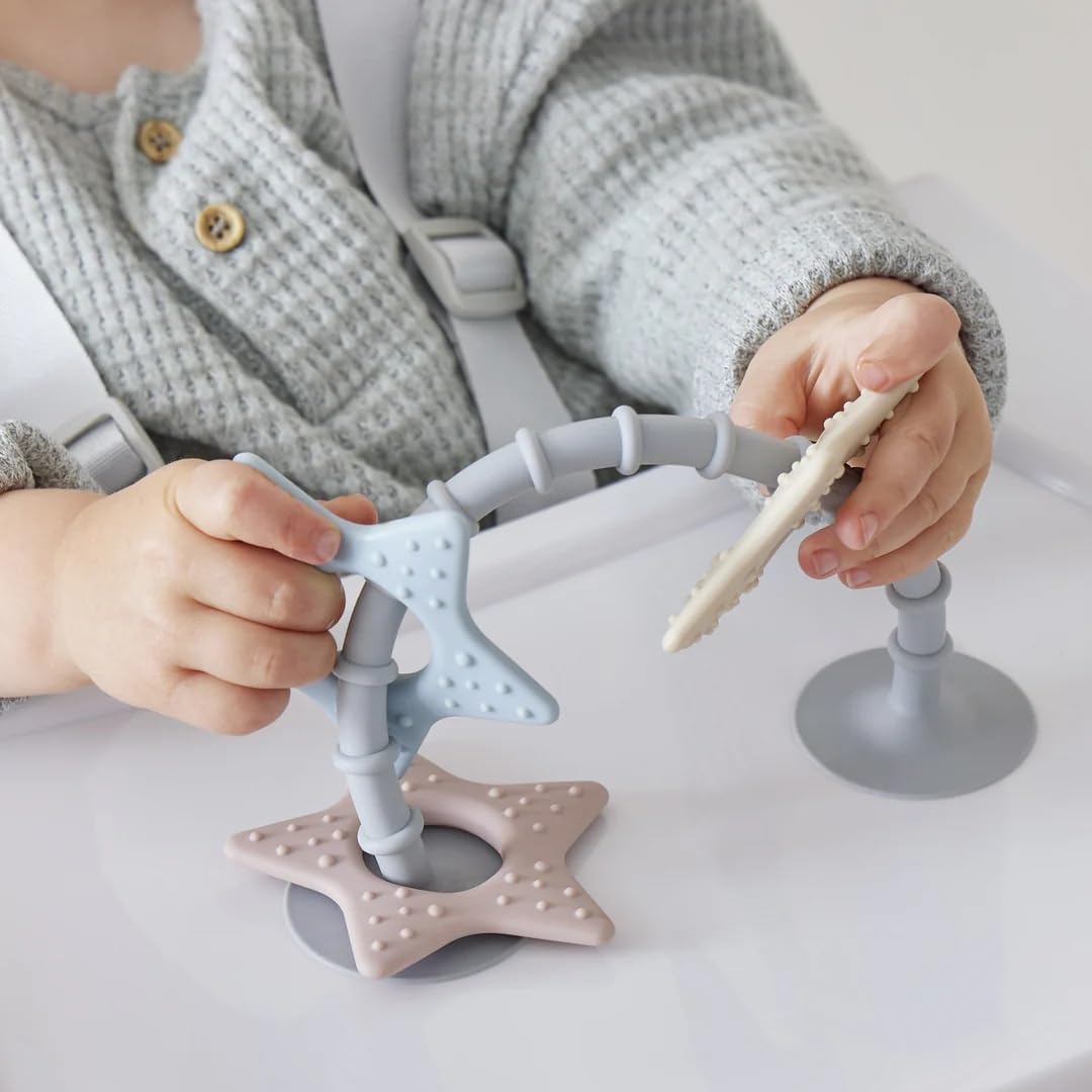 Shnuggle Stick N Play Star Toy- Strolleria