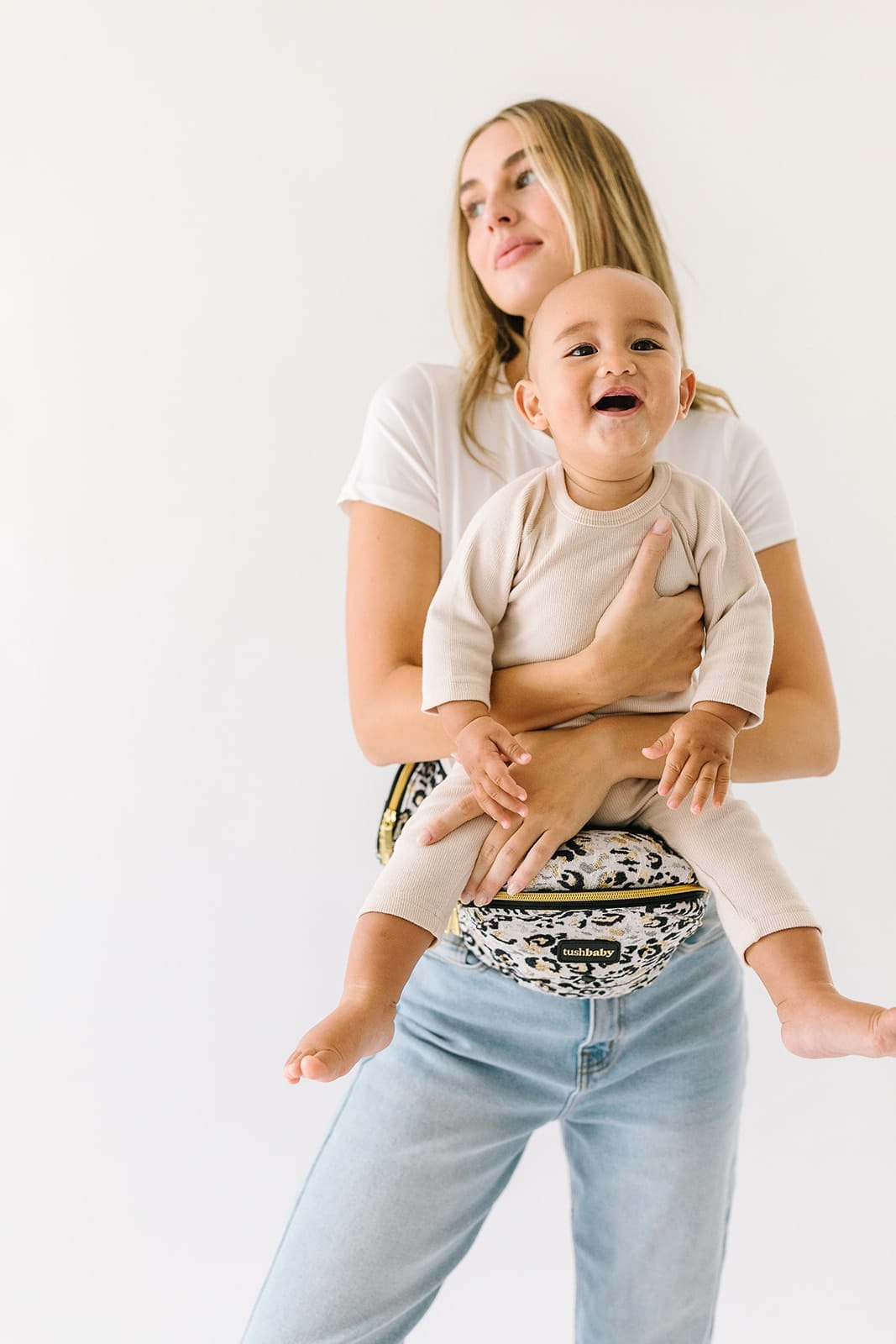 Tushbaby Hipseat Carrier- Strolleria