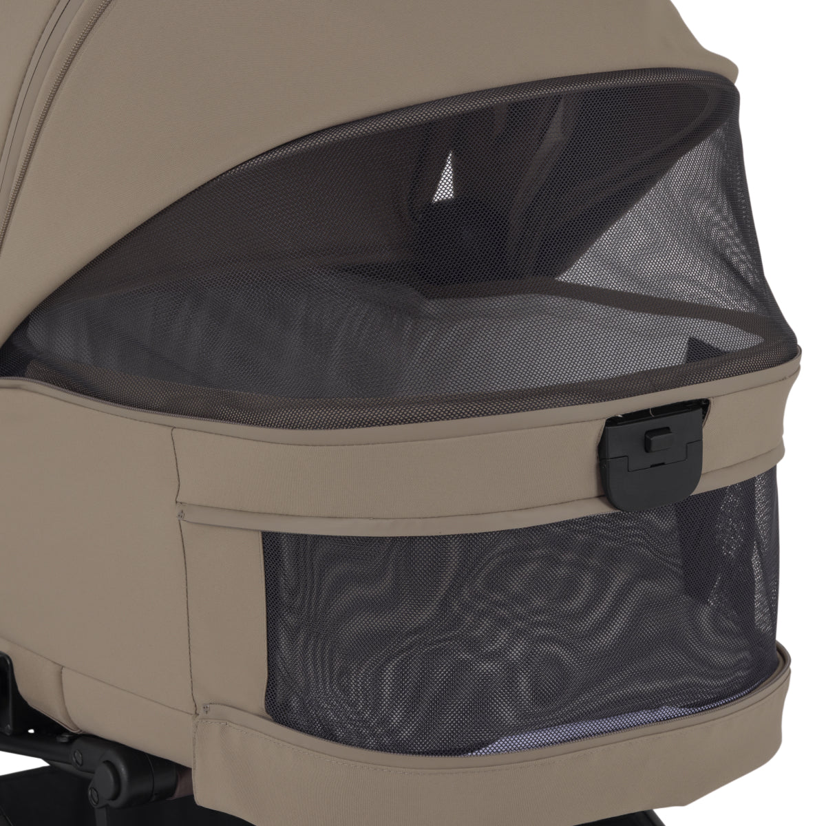 Silver Cross Nia Compact Bassinet- Strolleria