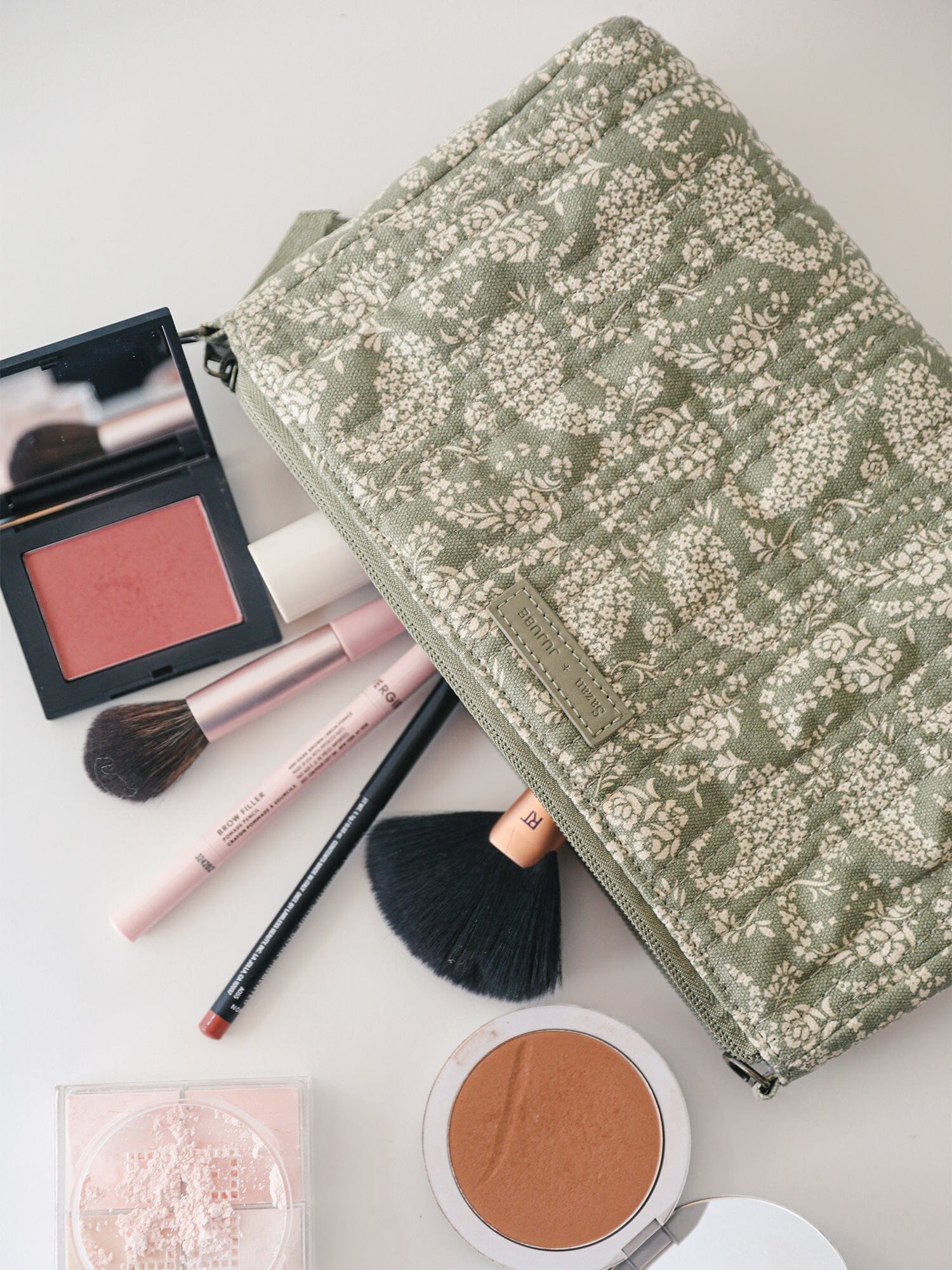 JuJuBe Sazan + JuJuBe 3-piece Pouch Clutch Purse Set - Paisley Floral- Strolleria