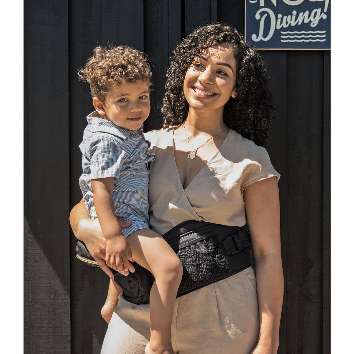 Tushbaby Hipseat Carrier- Strolleria