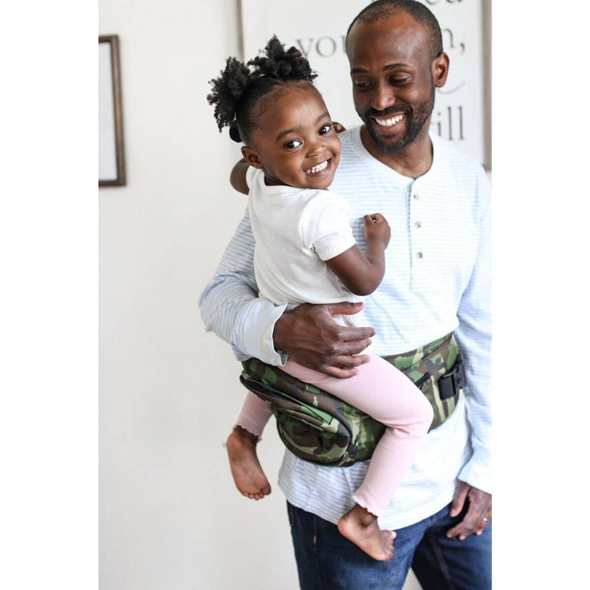 Tushbaby Hipseat Carrier- Strolleria