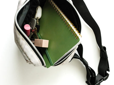 Tushbaby The Mini Pack