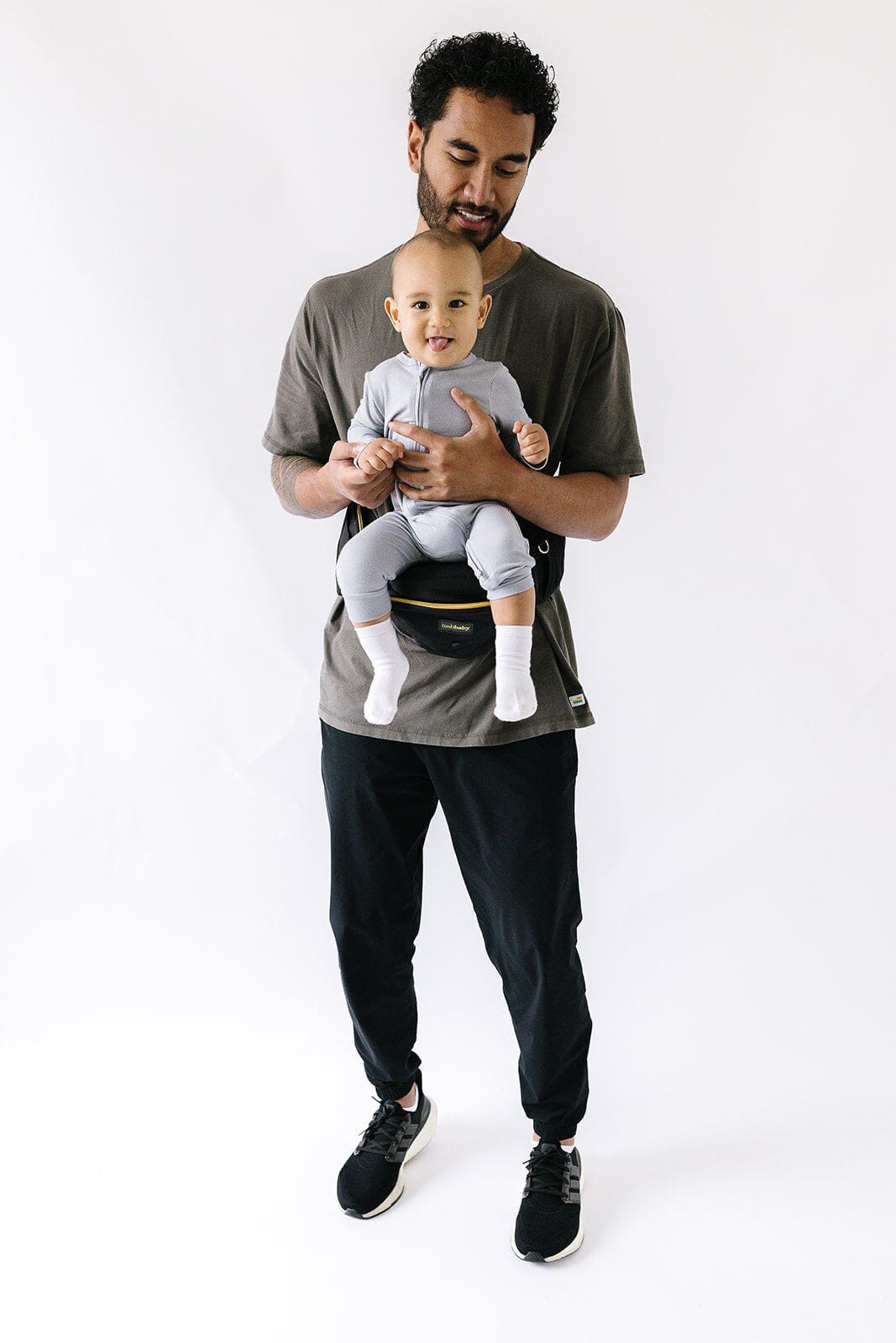 Tushbaby Hipseat Carrier- Strolleria