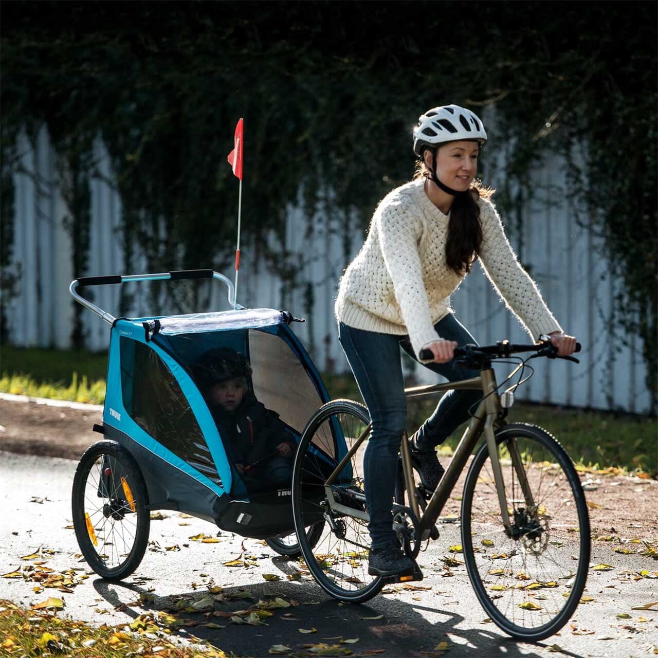 Thule Coaster XT - Black- Strolleria