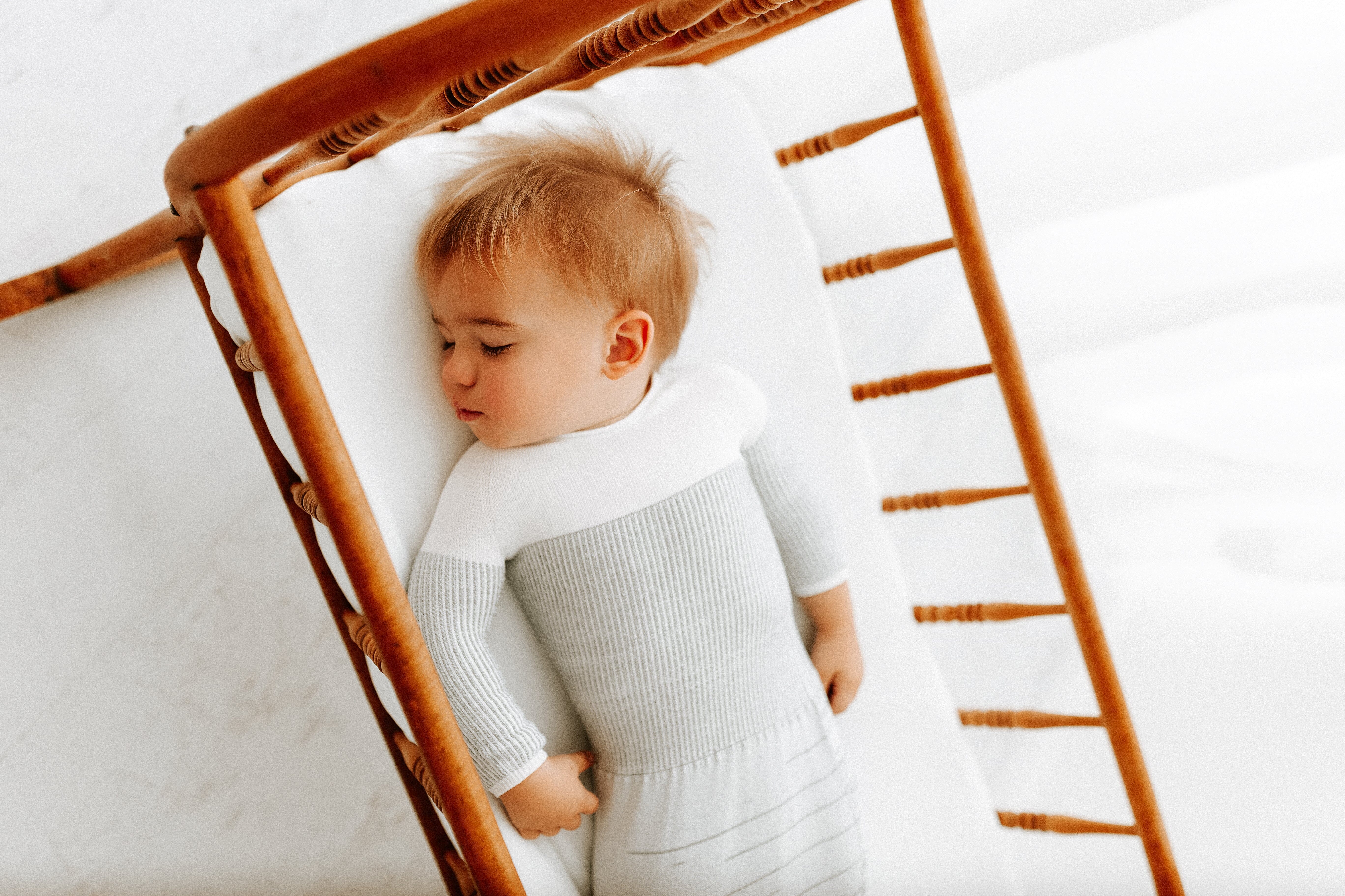 Swaddelini Grey Arms Out™ Long Sleeve Sleep Sack- Strolleria