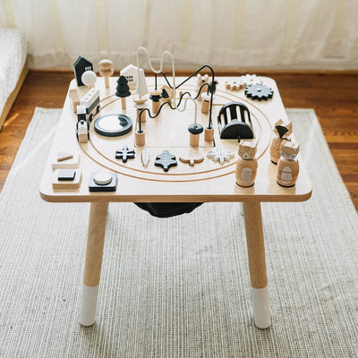 Wonder and Wise Awesome Activity Table