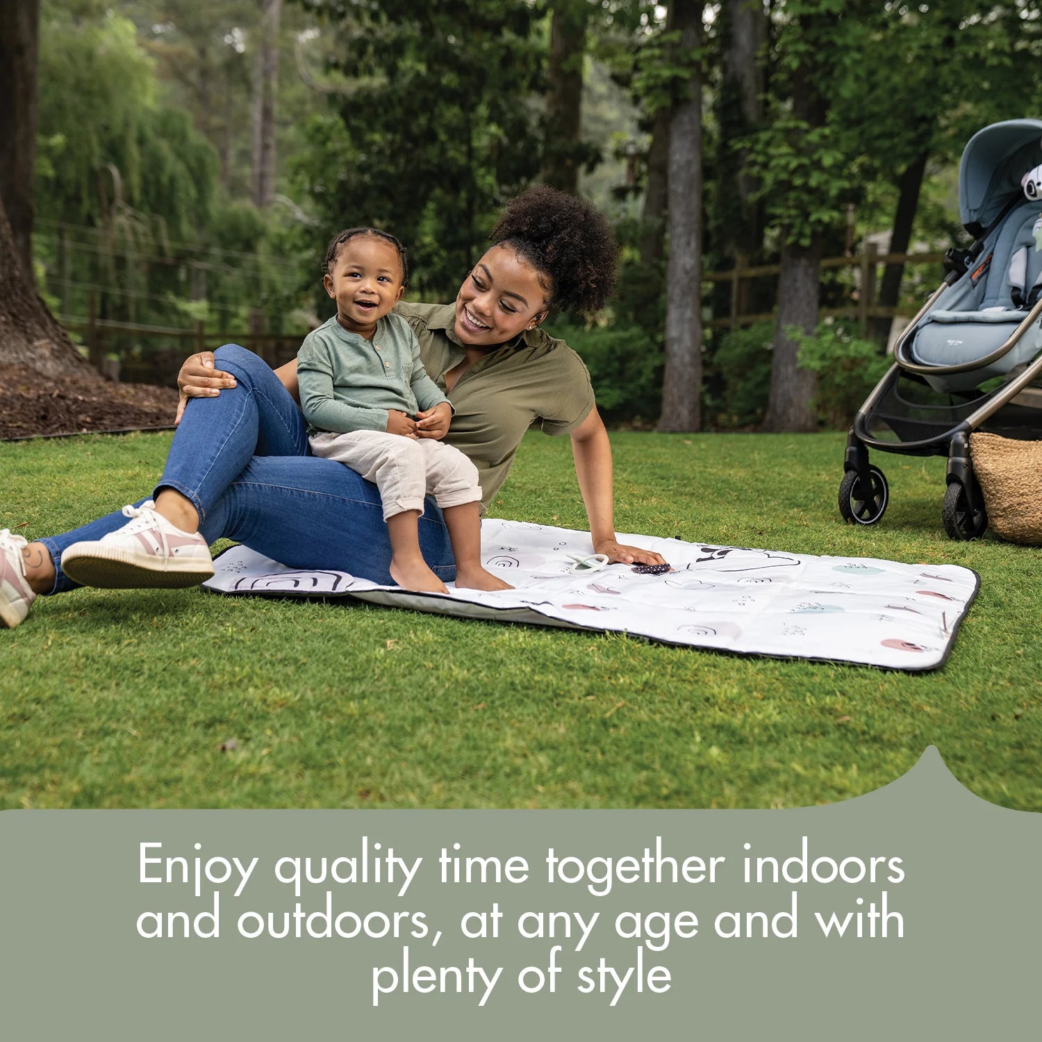 Tiny Love Black & White XL Outdoor Picnic Mat- Strolleria