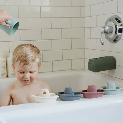 Mushie Bath Rinse Cup