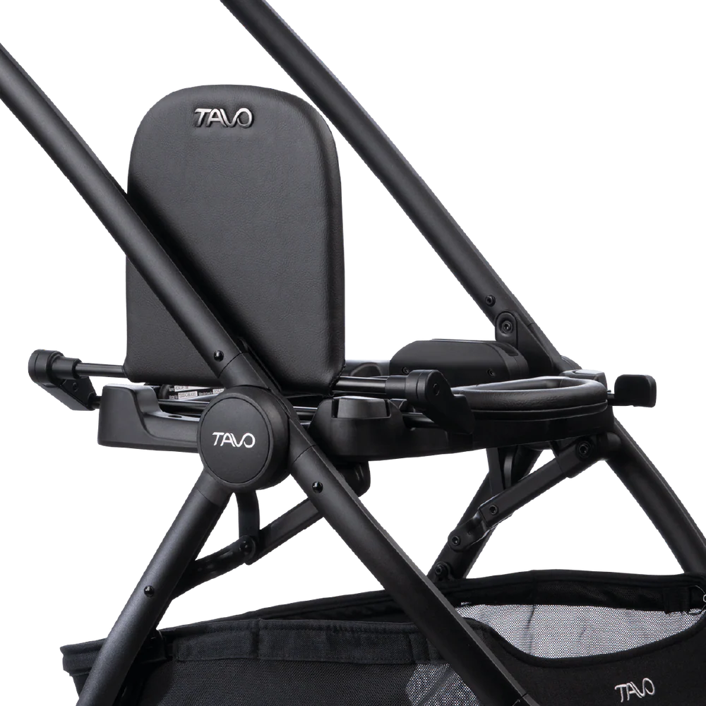 Tavo Hendrick Pet Car Seat + Hendrick Adapter + Roscoe Trek Stroller- Strolleria