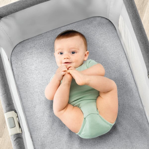 Chicco LullaGo Bassinet Sheet - Soft Stripe- Strolleria