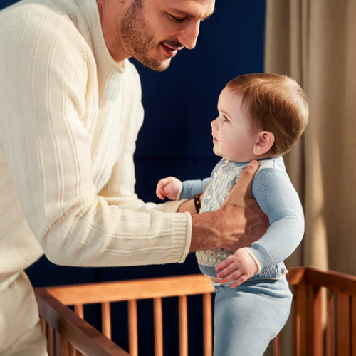 Maxi Cosi Embraced Forms Island Crib - Chestnut Stain