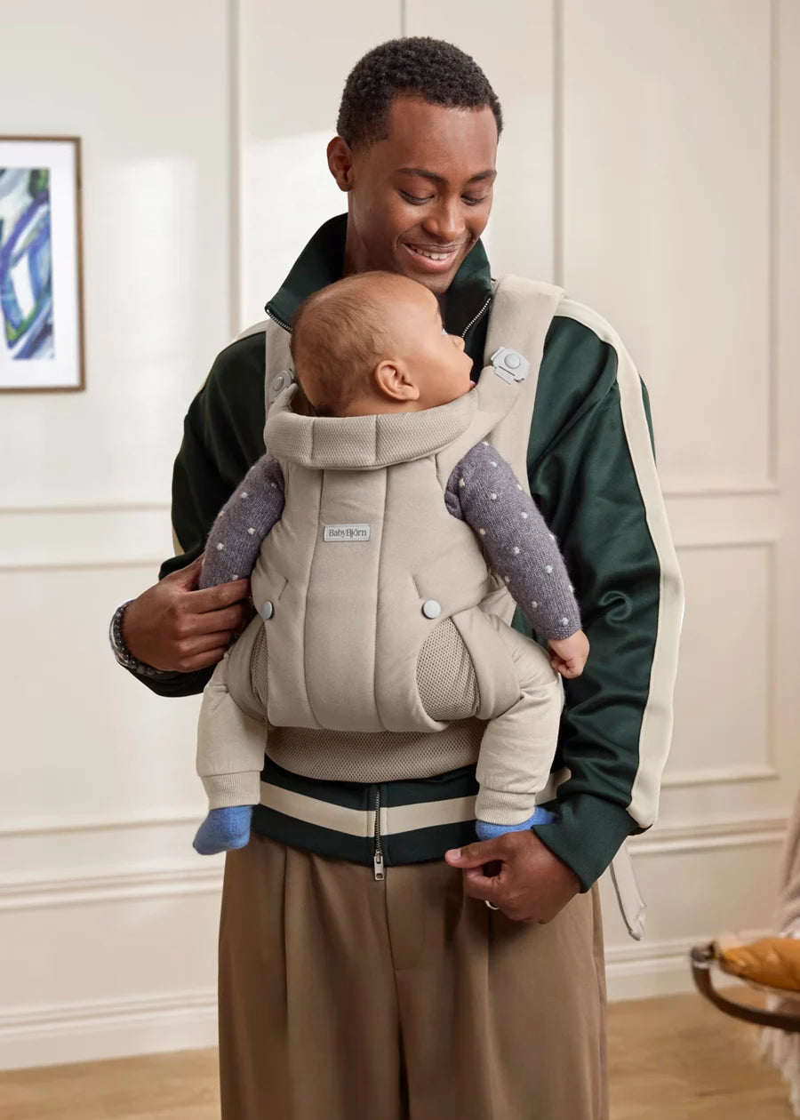 BabyBjörn Baby Carrier Hold- Strolleria